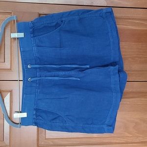 J. McLaughlin Blue Linen Shorts M